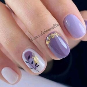 2/$16 Purple Leaf Press On Nails